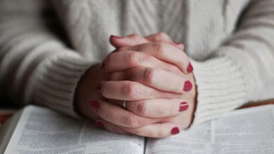 7 Powerful Bible Verses to Pray for Teens